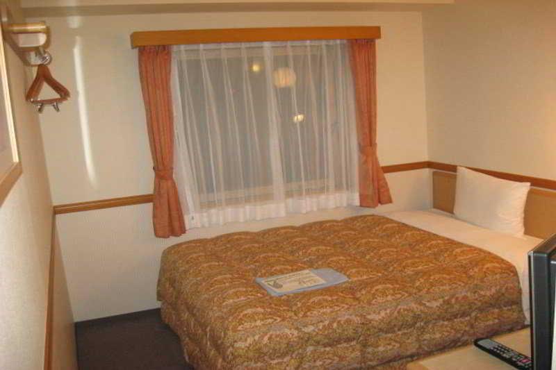 Toyoko Inn Sendai-Eki Nishi-Guchi Chuo Exterior photo