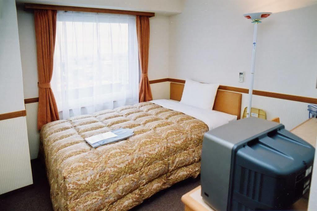 Toyoko Inn Sendai-Eki Nishi-Guchi Chuo Exterior photo