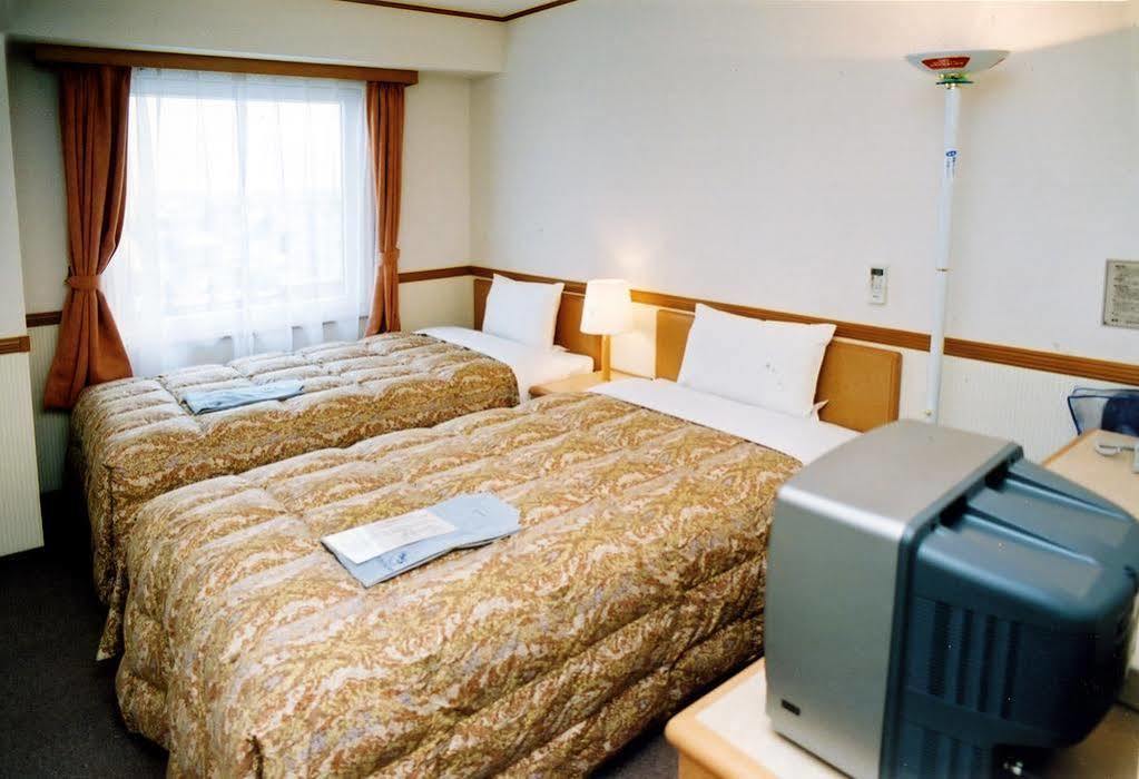 Toyoko Inn Sendai-Eki Nishi-Guchi Chuo Exterior photo