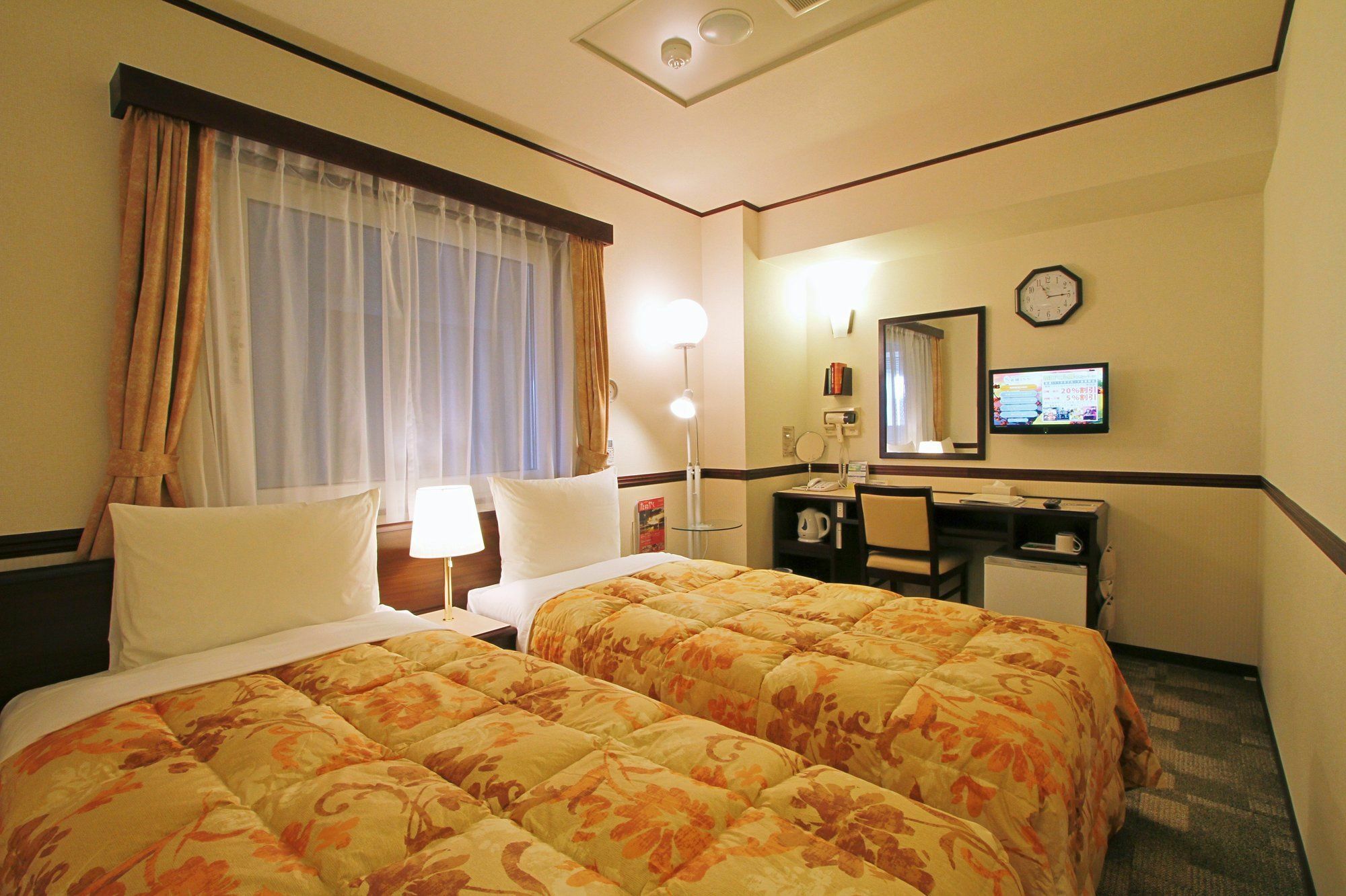 Toyoko Inn Sendai-Eki Nishi-Guchi Chuo Exterior photo